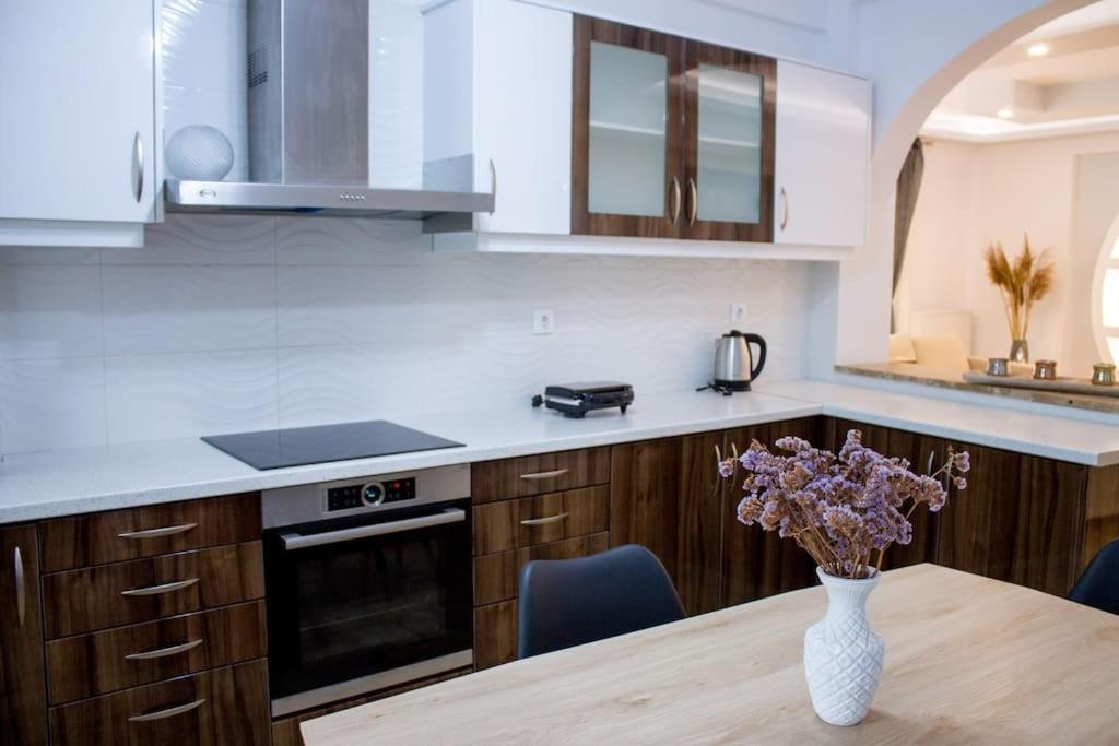 Spacious Apartment In The Heart Of Pythagorion Kültér fotó