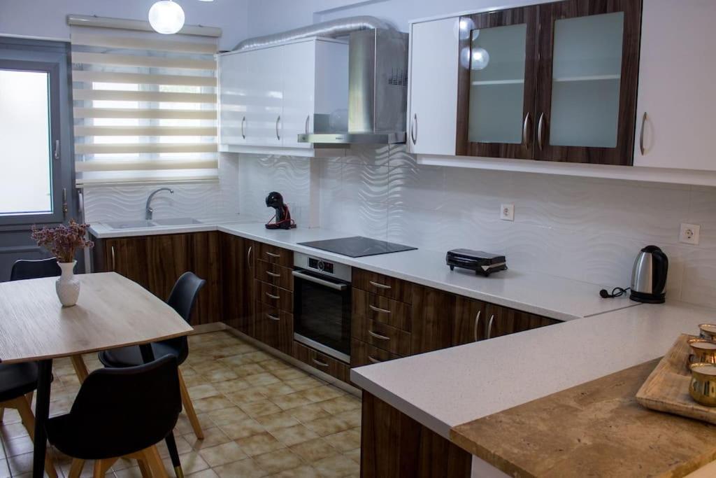 Spacious Apartment In The Heart Of Pythagorion Kültér fotó